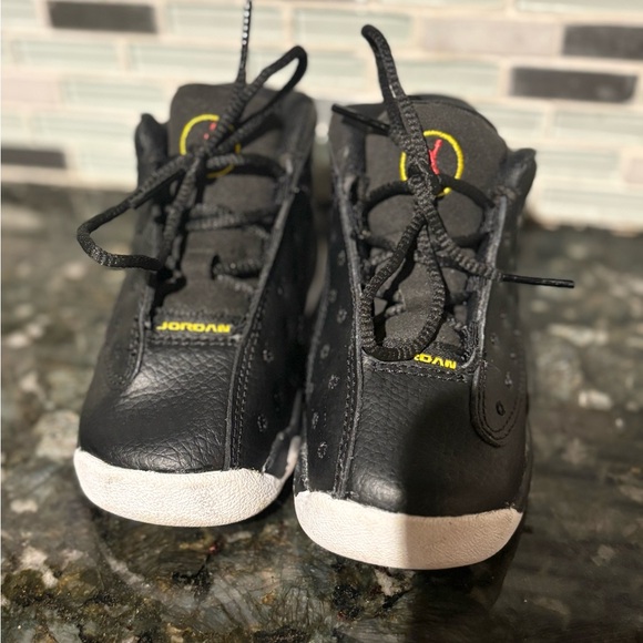 Toddler 7C Black Nike Jordan 13 Air Retro Playoff Sneakers - Picture 3 of 8